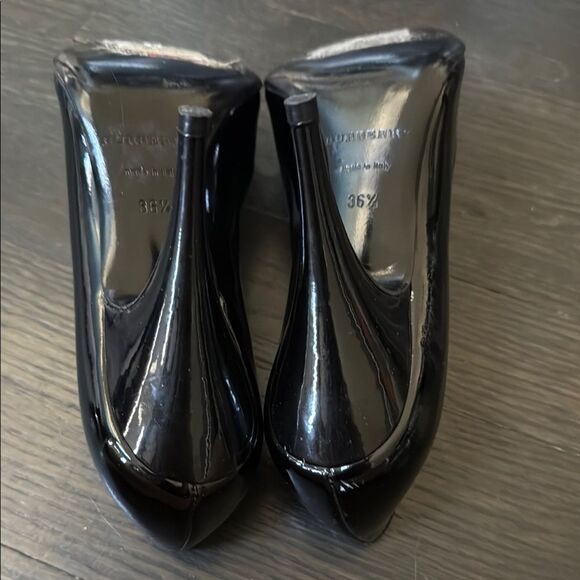Burberry Black Patent Leather Heels – Size 36.5 | NWOB | Elegant Designer Pumps - Picture 13 of 14